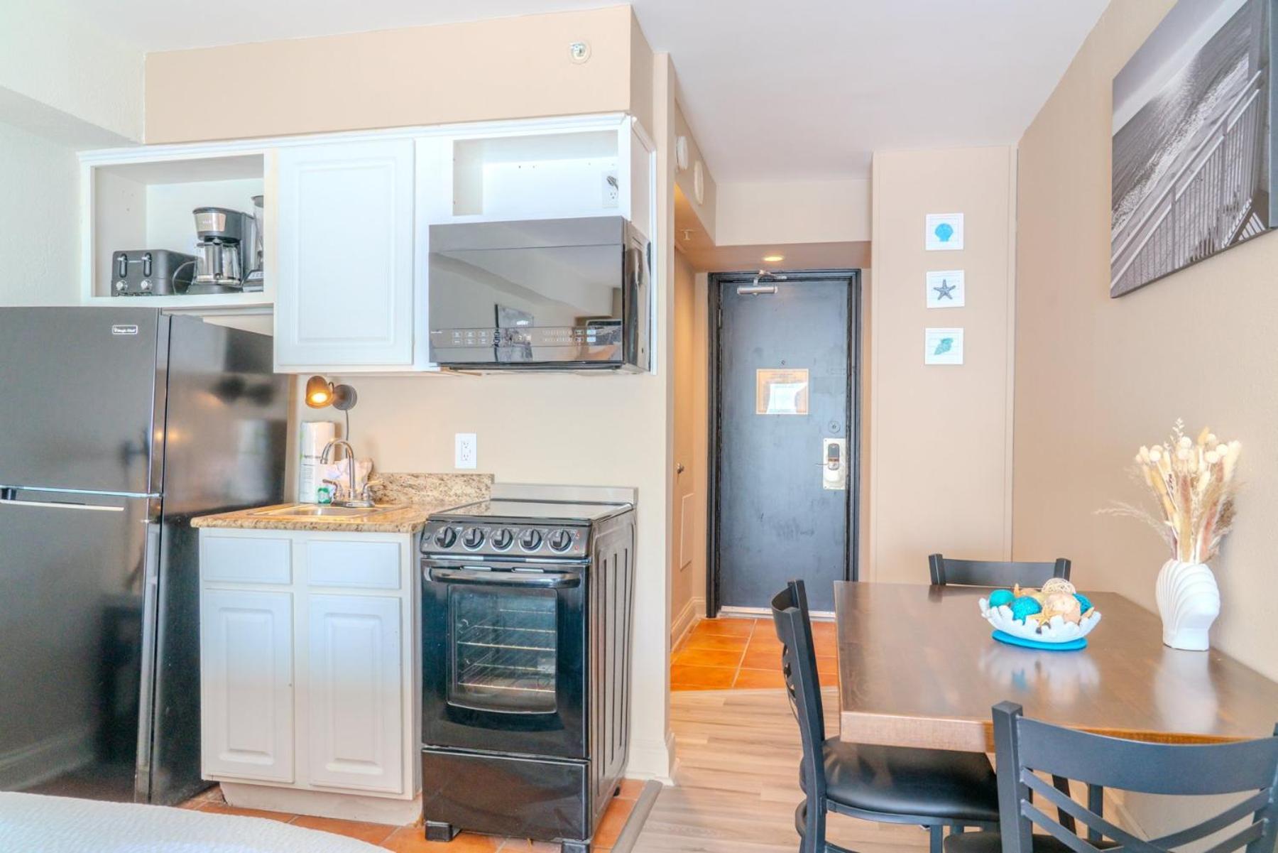 Beautiful Ocean Front Double Queen Suite - Sea Mist Resort 20905 - Perfect For 2-4 Guests! Миртл-Бич Экстерьер фото